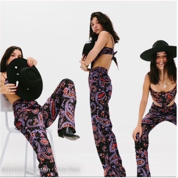 WeWoreWhat Purple/Black Paisley Flare Ankle Pants - Picture 9 of 9